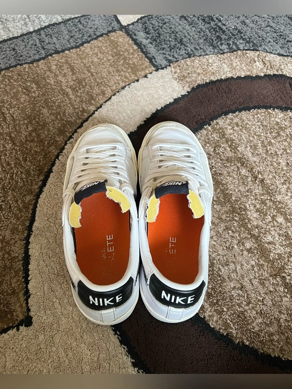 Women’s Nike Blazer Low '77 Vintage sneakers Size 8.5